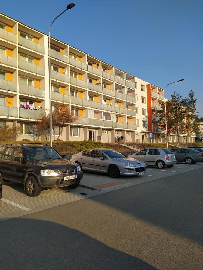 Appartement Byt Pro Dva à Blansko Extérieur photo